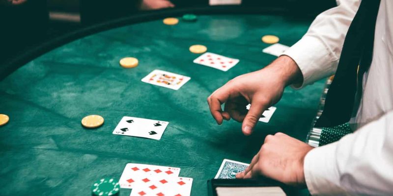 Cách chơi Blackjack siêu đỉnh áp dụng cho hình thức online và offline